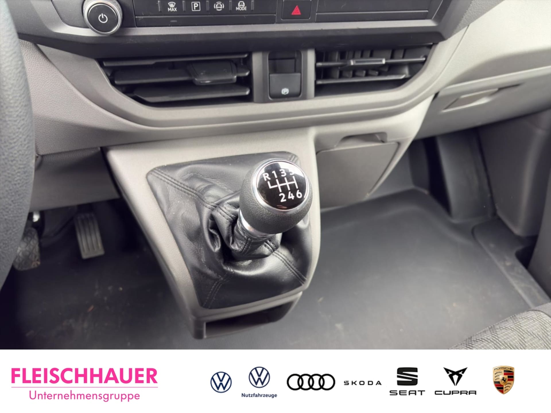 Volkswagen Transporter Kasten kurzer Radstand
