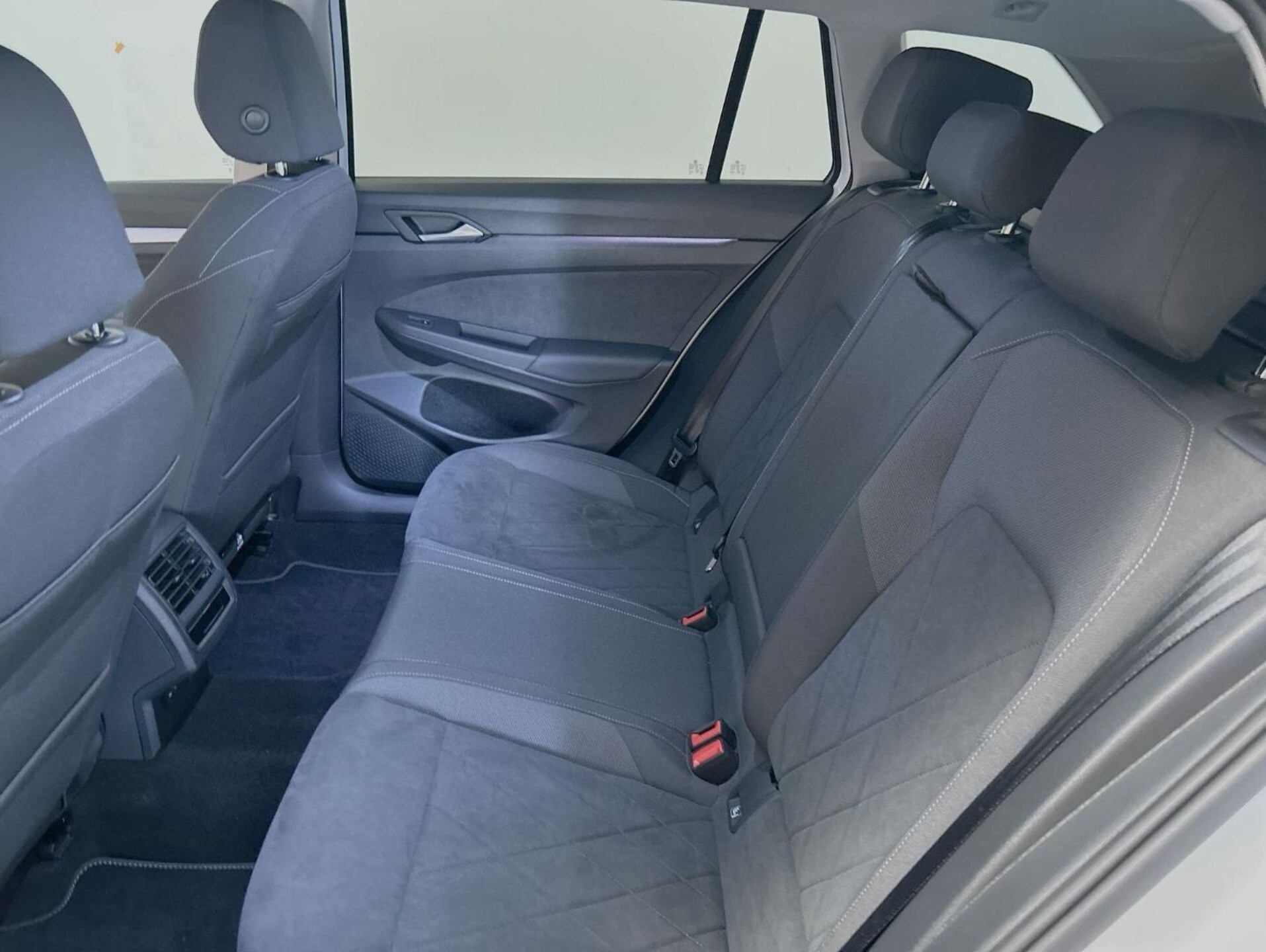 Volkswagen Golf Variant Life