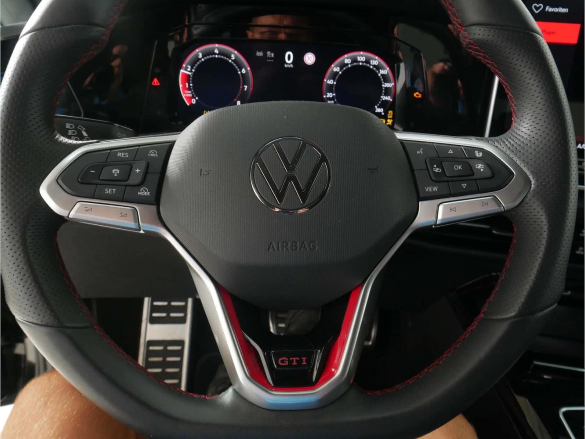 Volkswagen Golf GTI