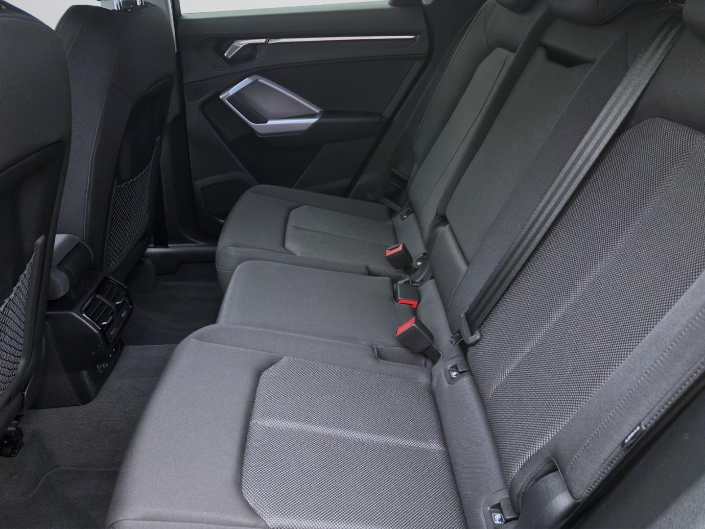 Bild über Audi Q3 advanced 35 TDI 110(150) kW(PS) S tronic - für weitere Informationen kontaktieren Sie den Audi Partner