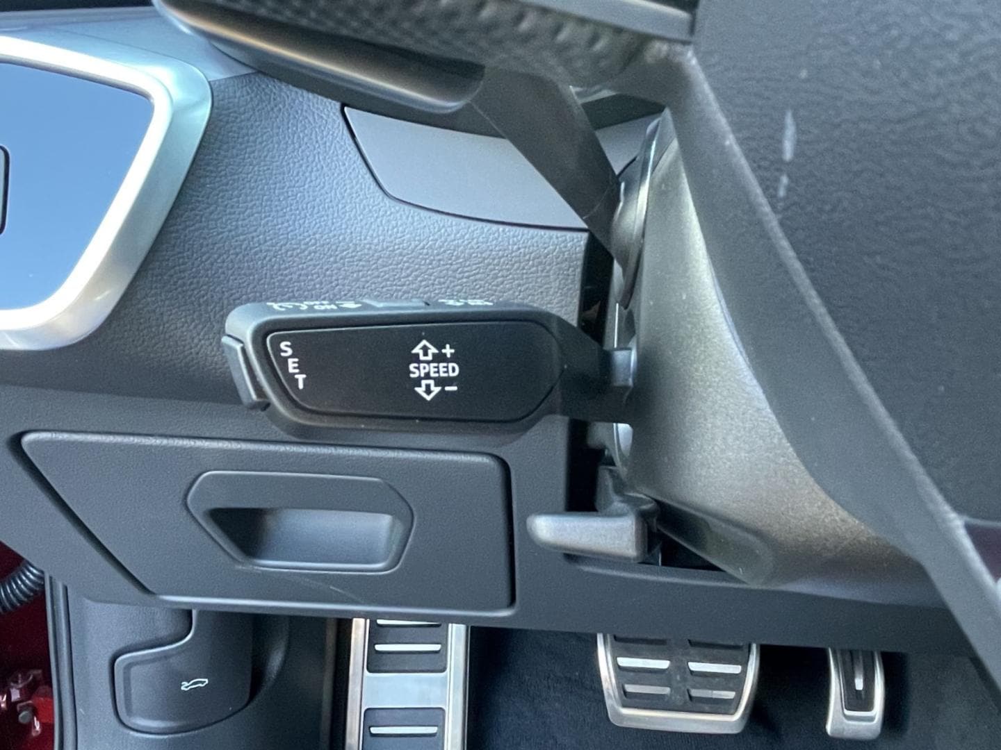 Bild über Audi S6 Avant TDI quattro tiptronic - für weitere Informationen kontaktieren Sie den Audi Partner
