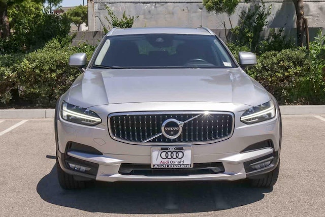 2018 Volvo V90 Cross Country