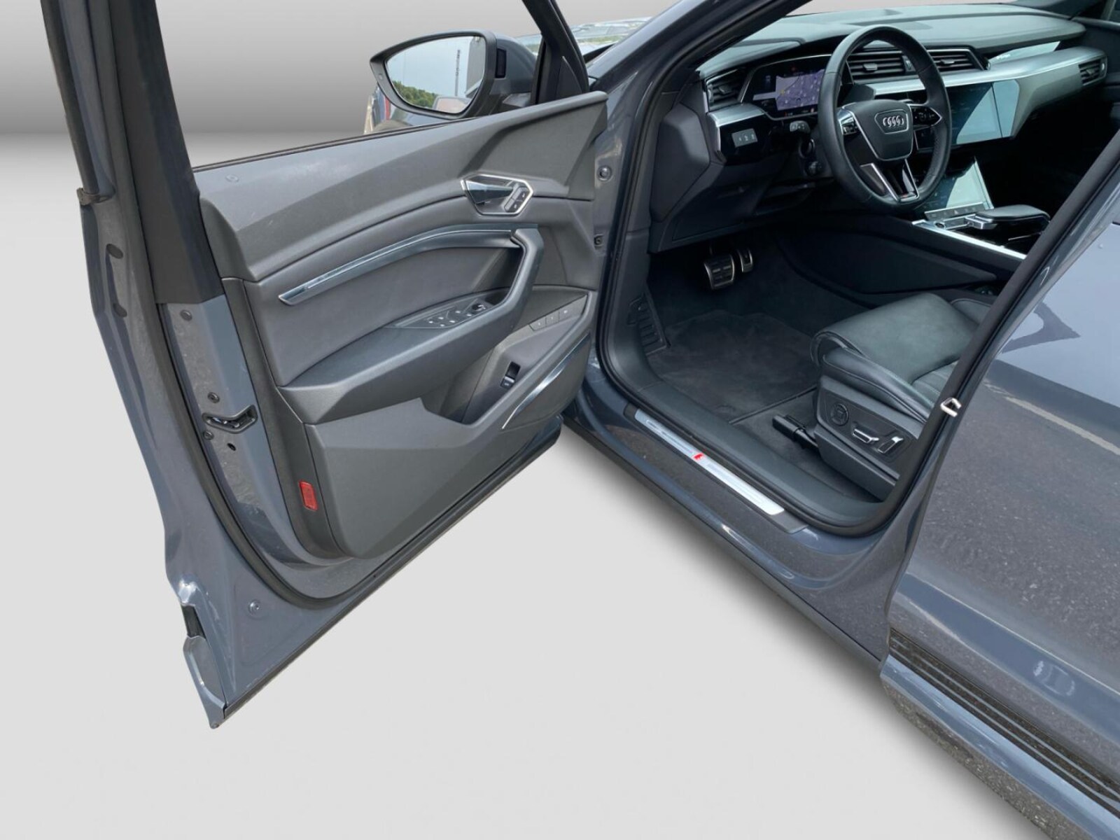 Audi Q8 Sportback e-tron – Bild 13