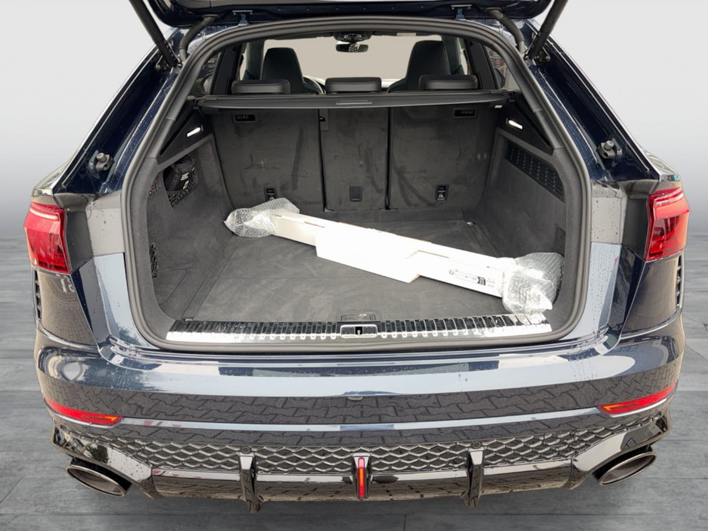 Bild über Audi RS Q8 SUV TFSI quattro 441 kW tiptronic - für weitere Informationen kontaktieren Sie den Audi Partner