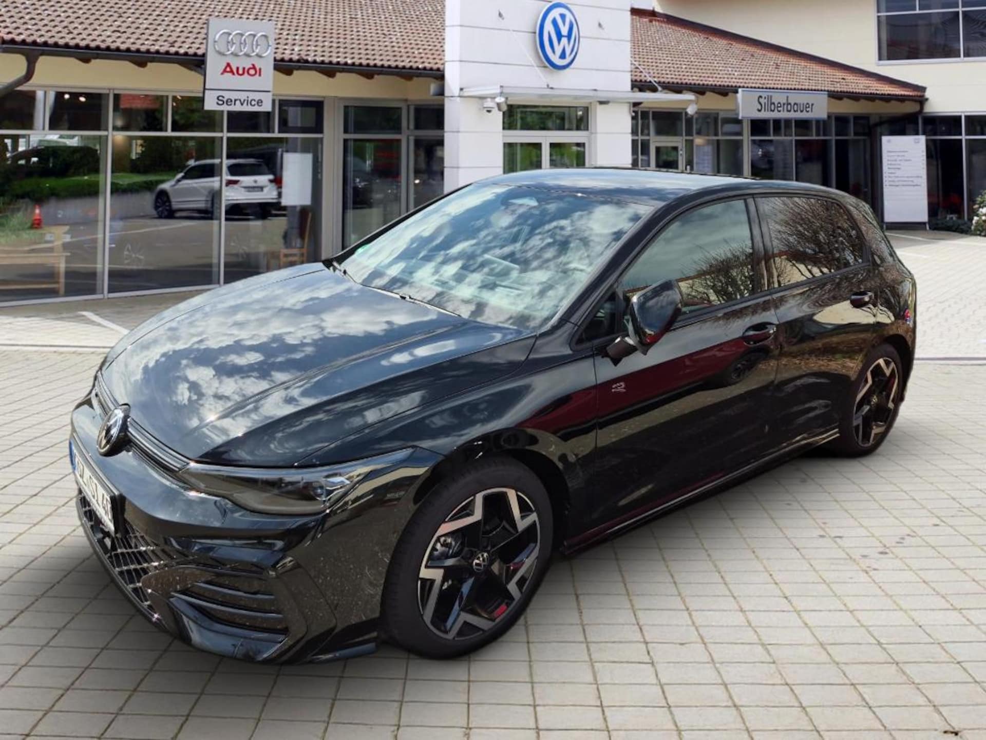 Volkswagen Golf R-Line