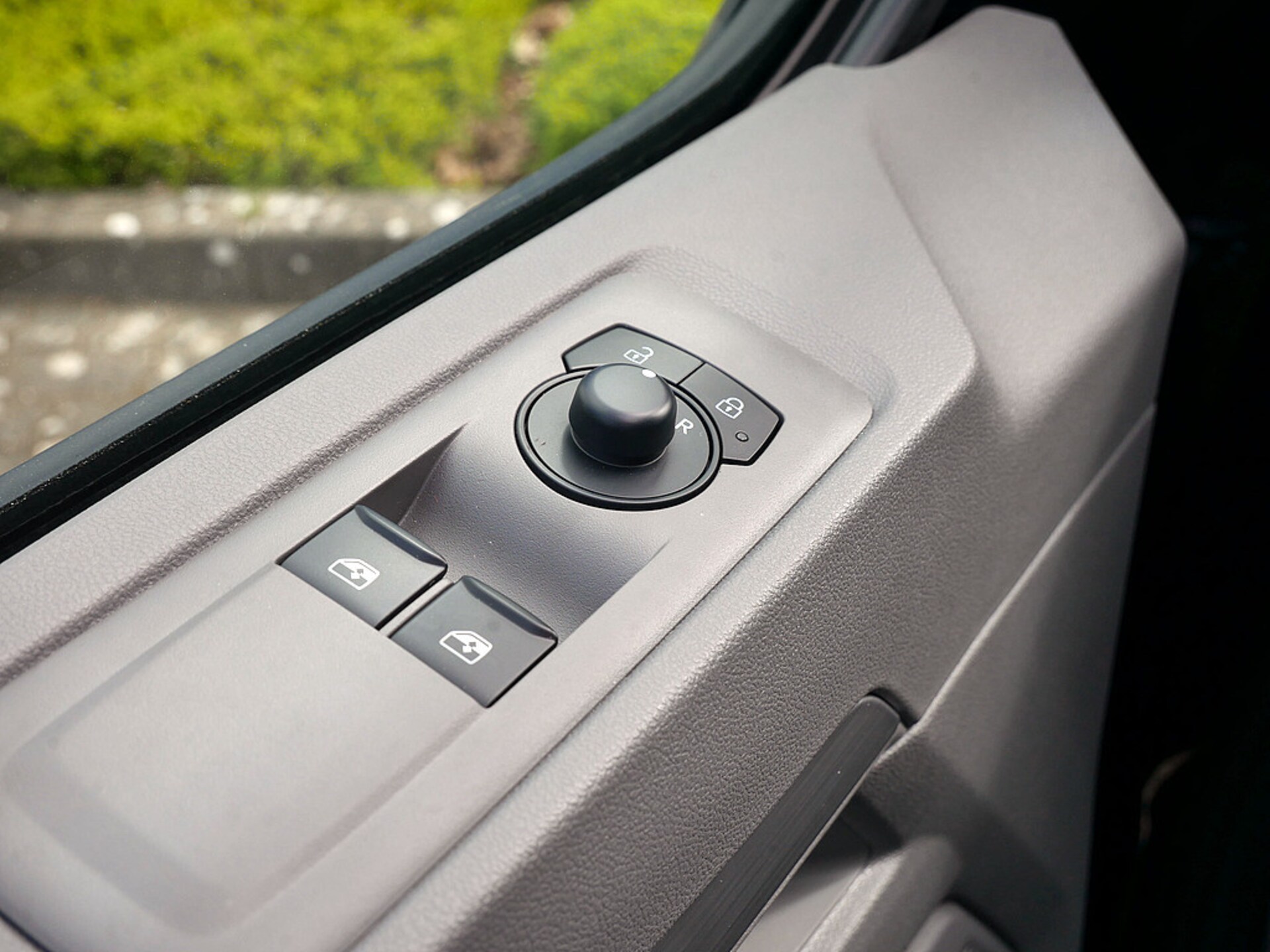 Volkswagen e-Caravelle Life