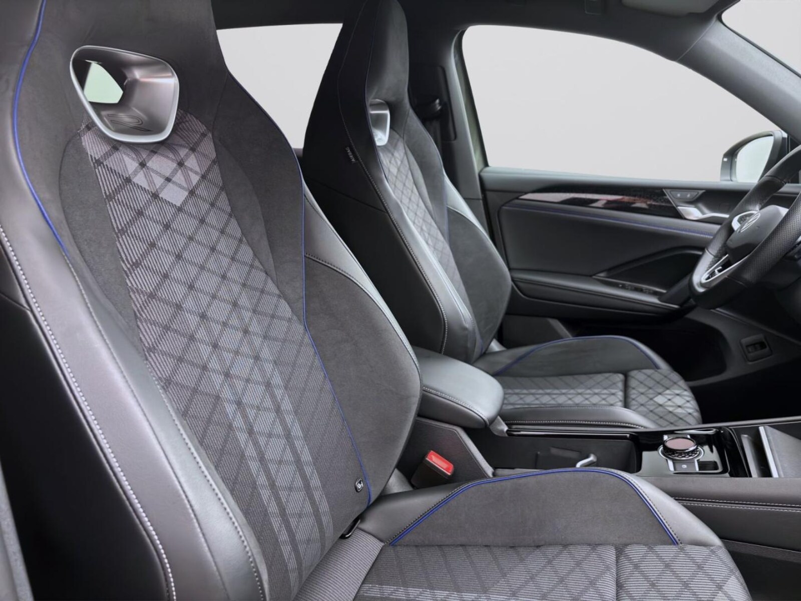 Volkswagen Tiguan – Bild 17