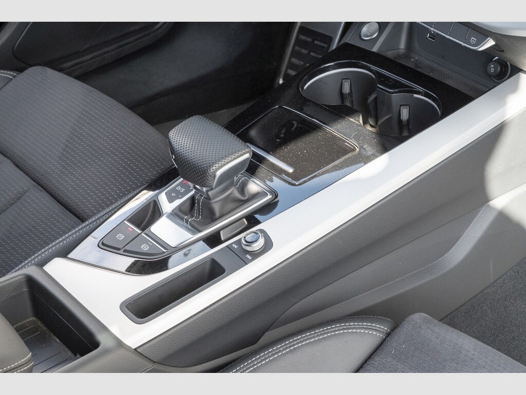 Image about Audi A4 Avant S line 35 TDI S tronic
