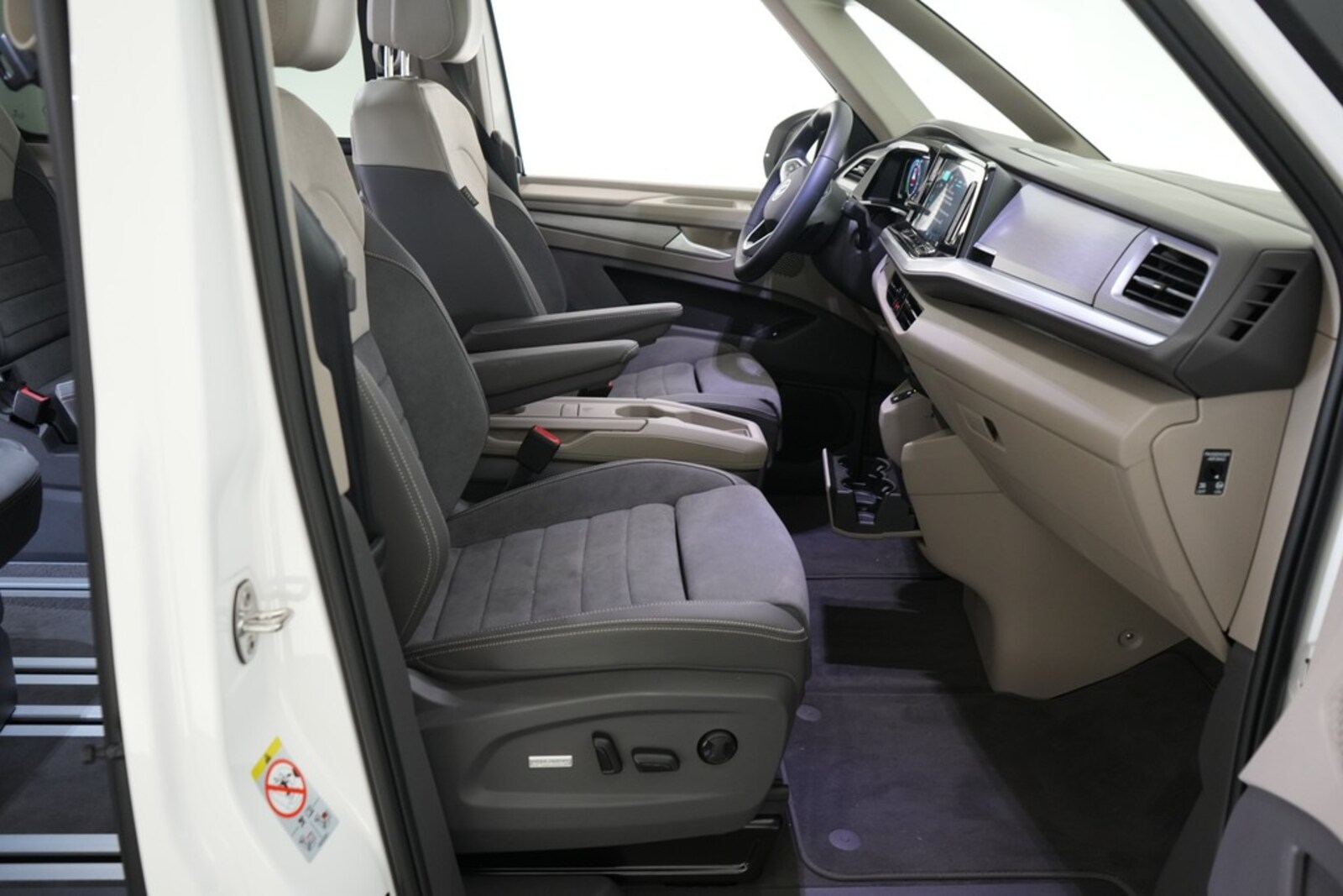 Volkswagen Multivan Langversion – Bild 10