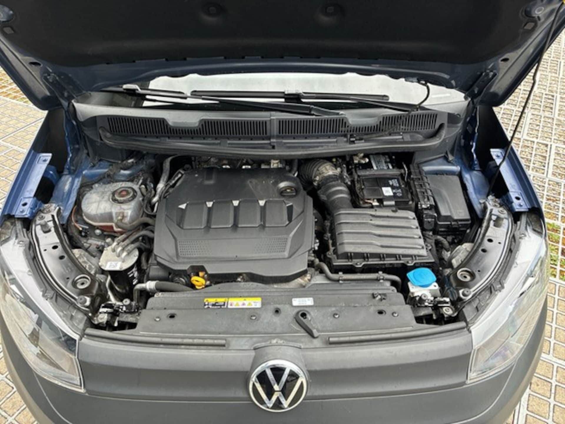 Volkswagen Caddy Kombi Basis-Modell