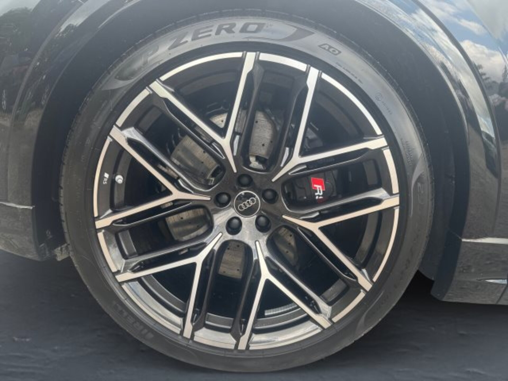 Audi RS Q8 SUV