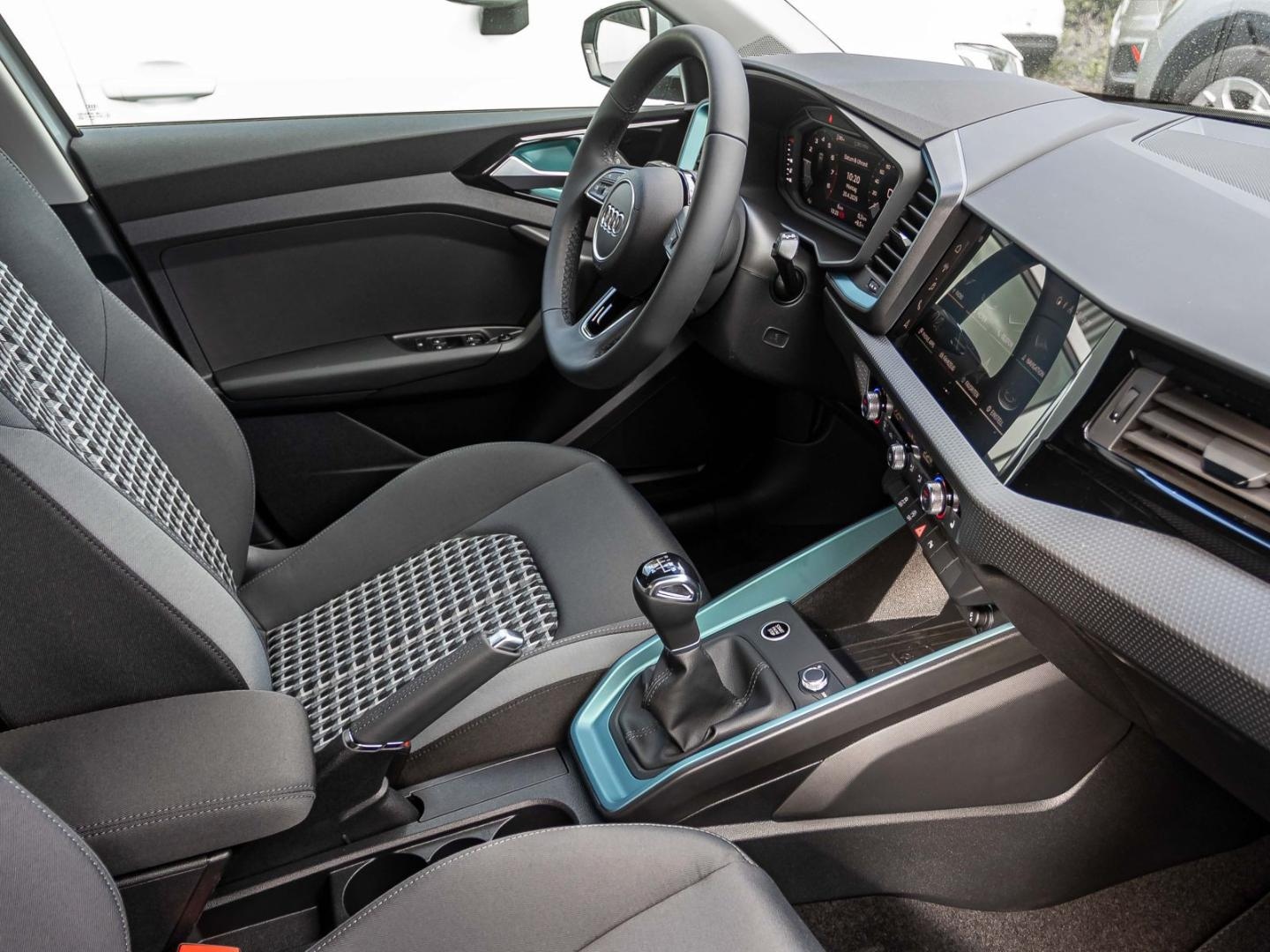 Bild über Audi A1 Sportback advanced 25 TFSI Schaltgetriebe - für weitere Informationen kontaktieren Sie den Audi Partner