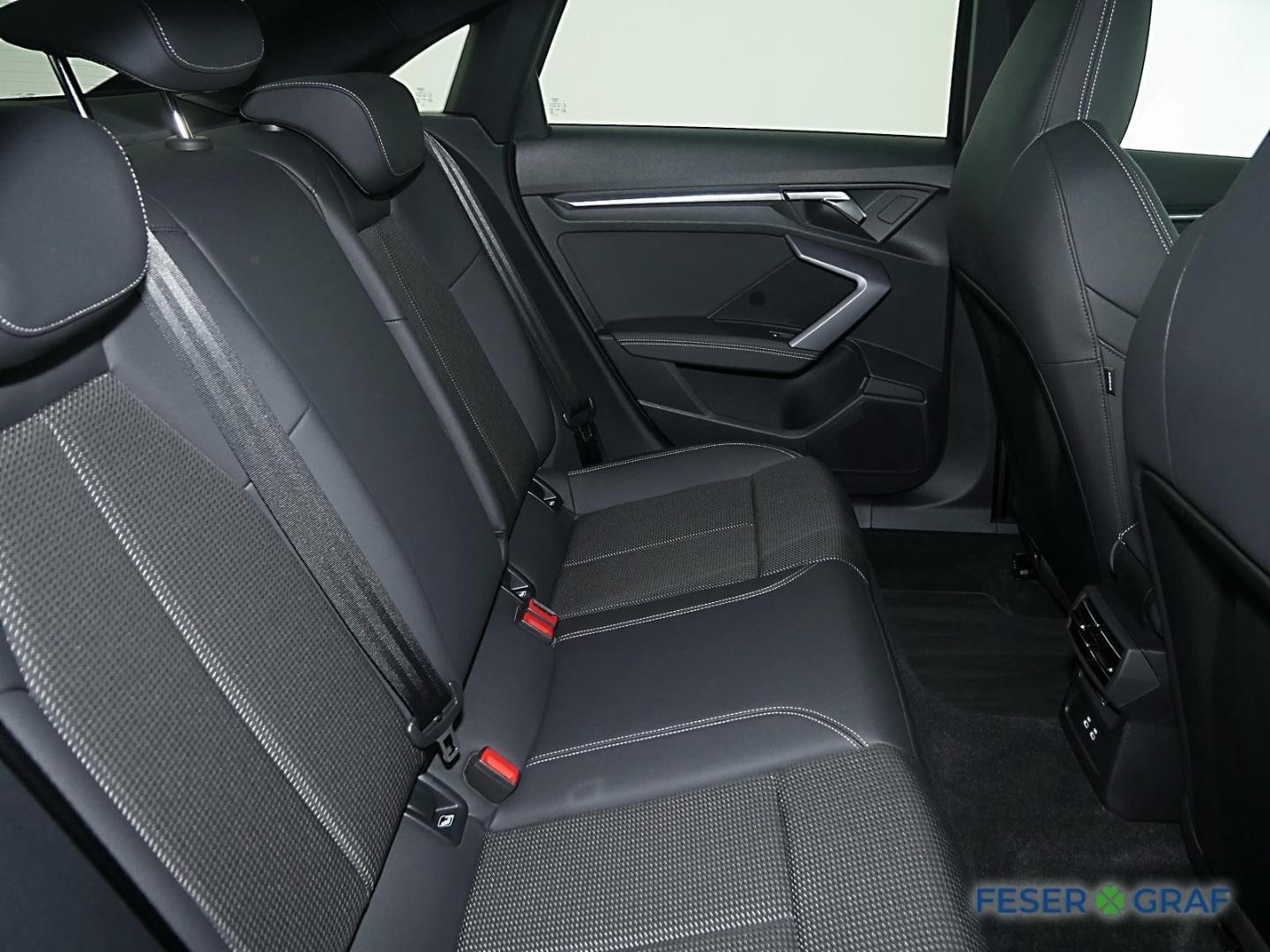Bild über Audi A3 Limousine S line TFSI S tronic - für weitere Informationen kontaktieren Sie den Audi Partner