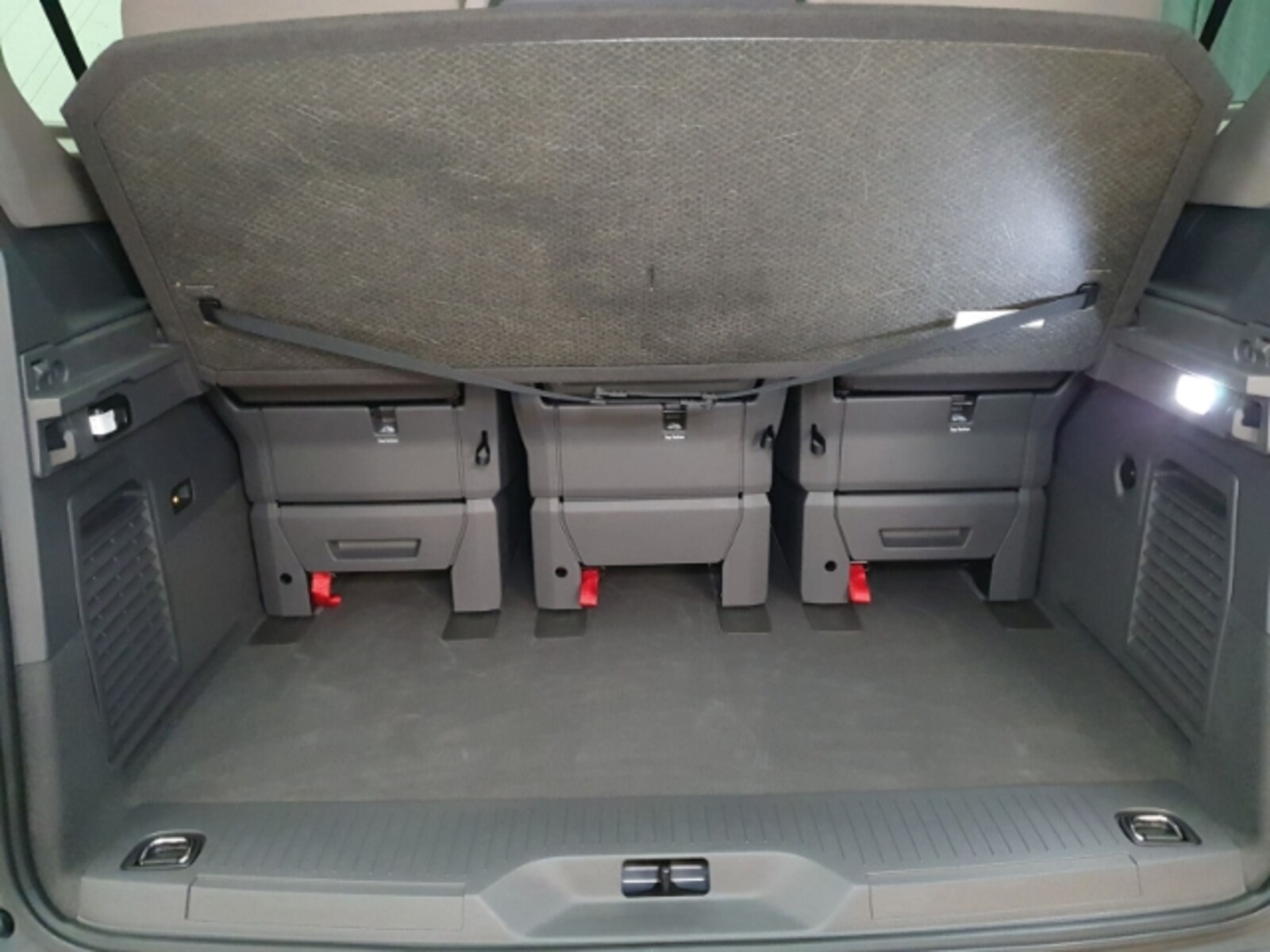 Volkswagen Multivan Langversion – Bild 10
