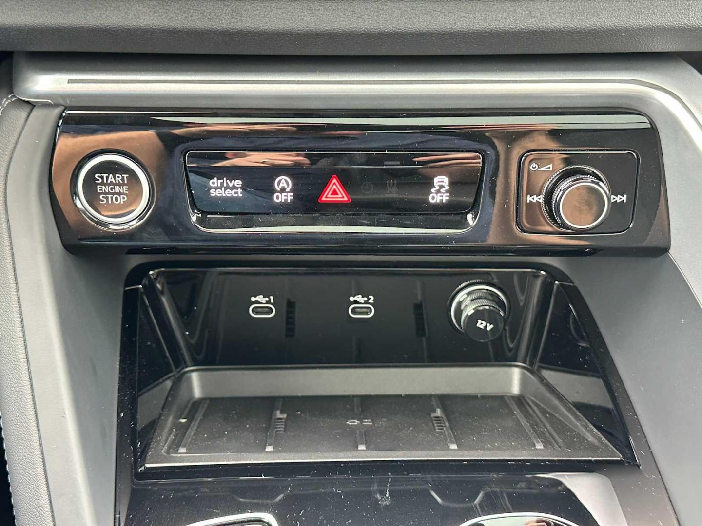 2025 Audi Q5 Premium - Photo 30