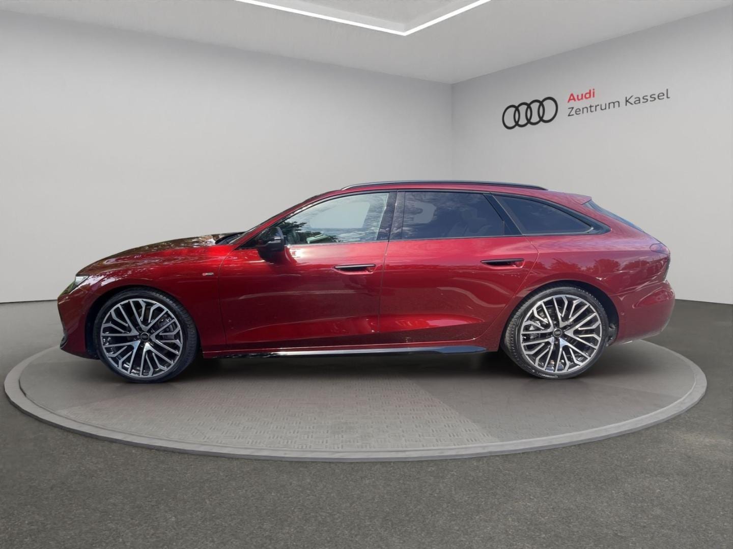 Bild über Audi A6 Avant TDI quattro 150 kW S tronic - für weitere Informationen kontaktieren Sie den Audi Partner
