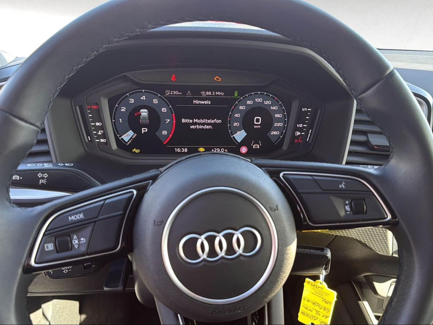 Bild über Audi A1 Sportback S line 25 TFSI S tronic - für weitere Informationen kontaktieren Sie den Audi Partner