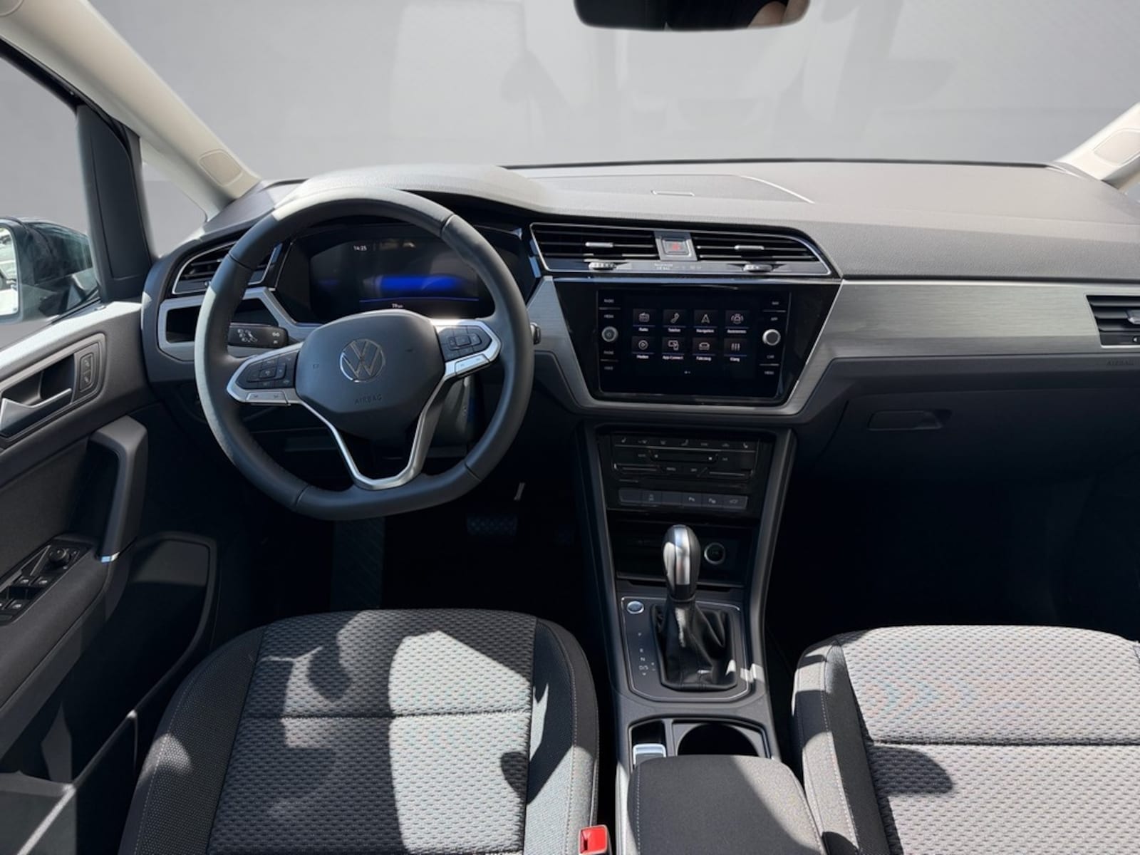 Volkswagen Touran – Bild 8