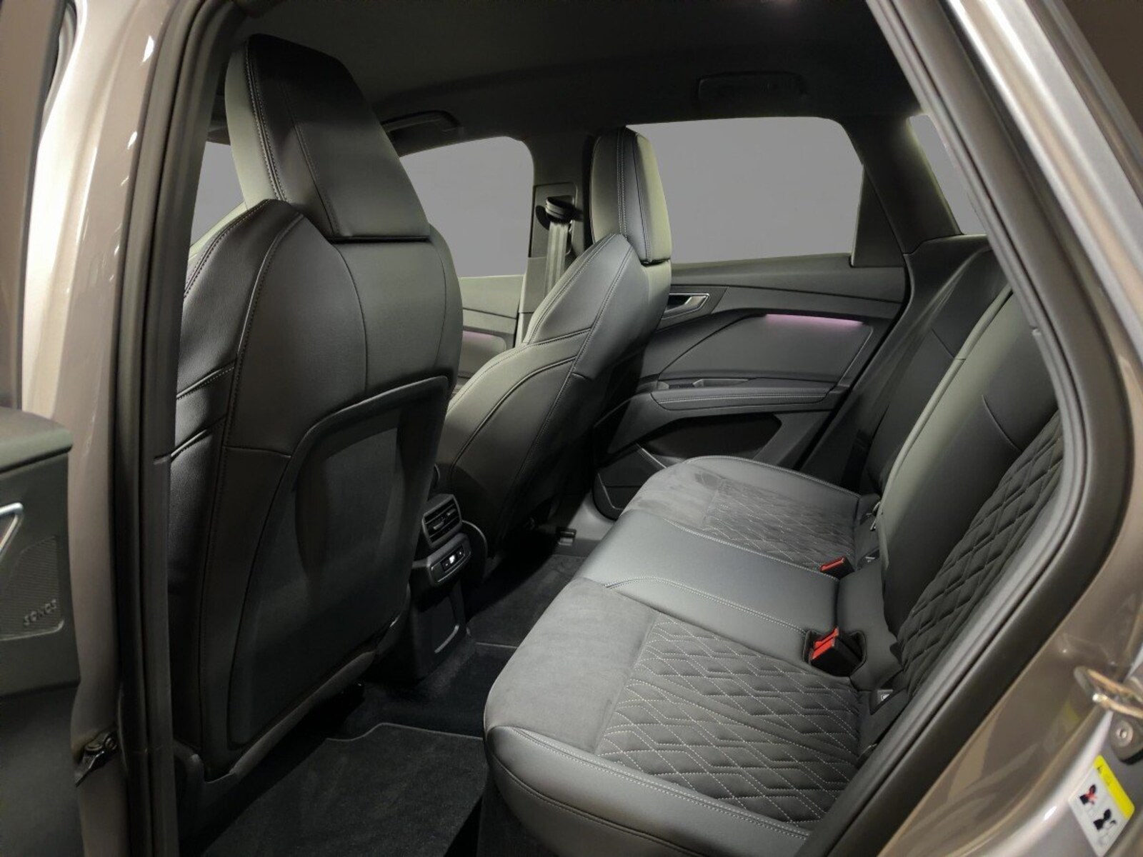 Audi Q4 e-tron – Bild 8