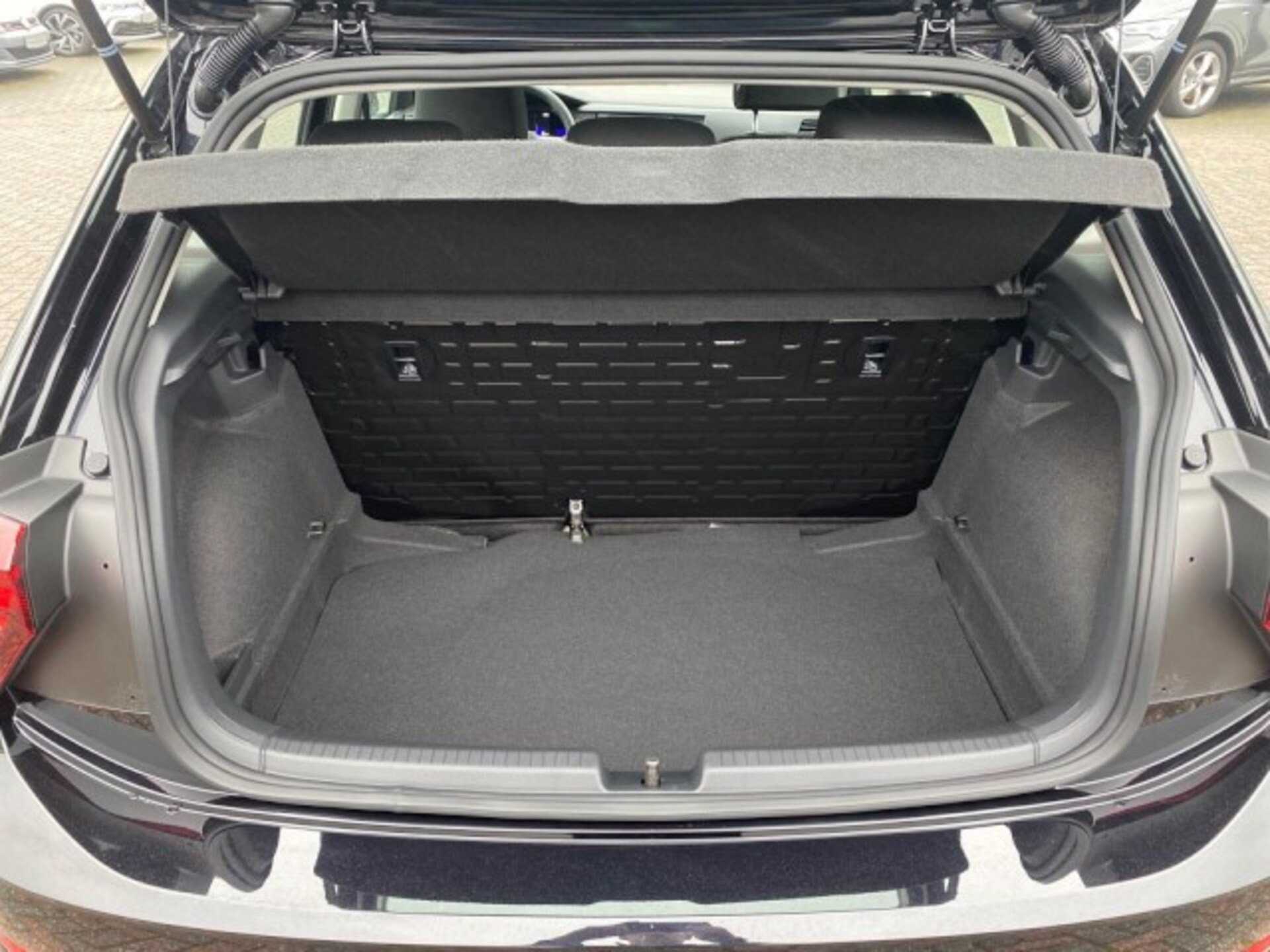 Volkswagen Polo Basis-Modell