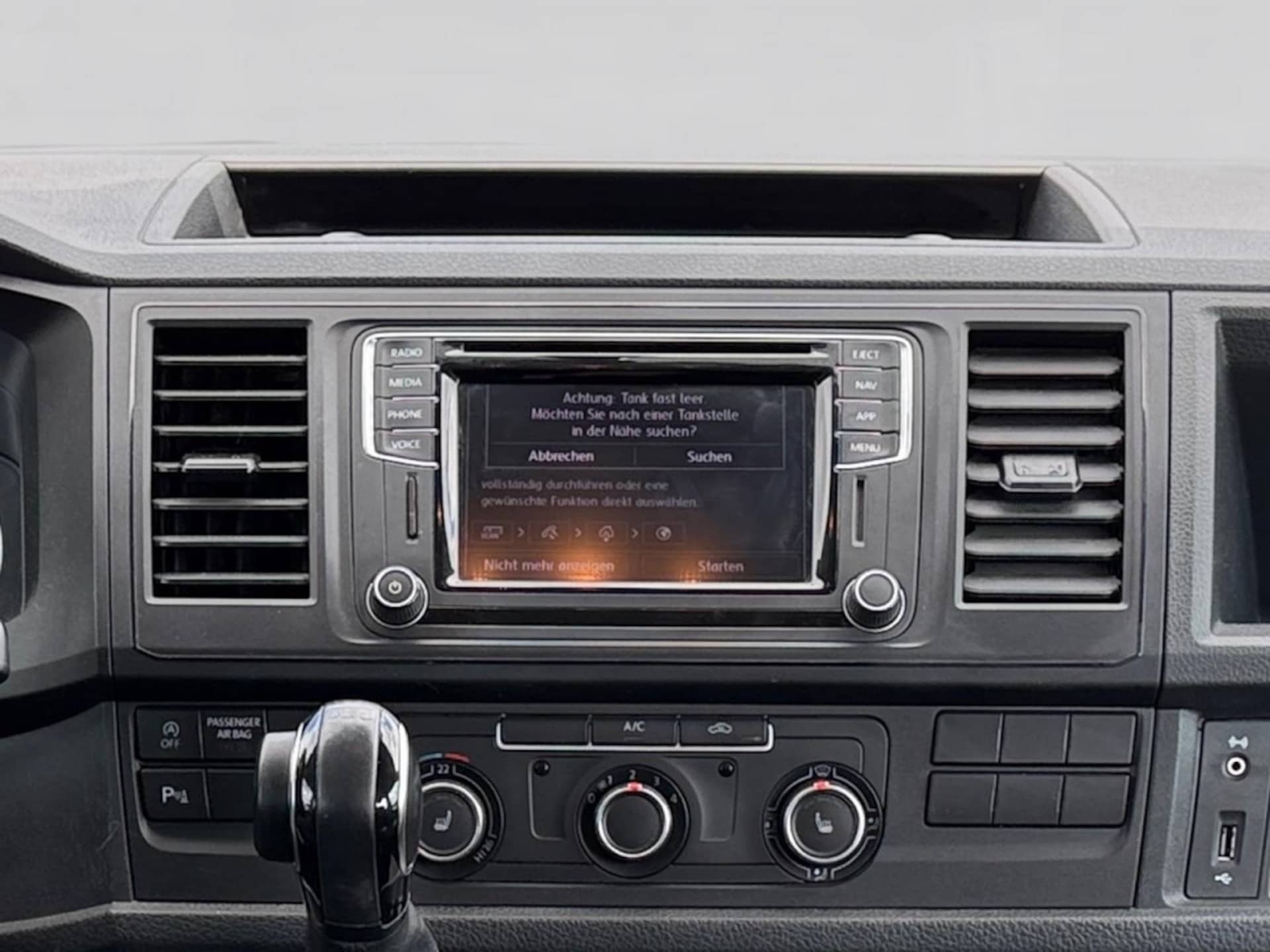 Volkswagen T6 Transporter Kasten langer Radstand