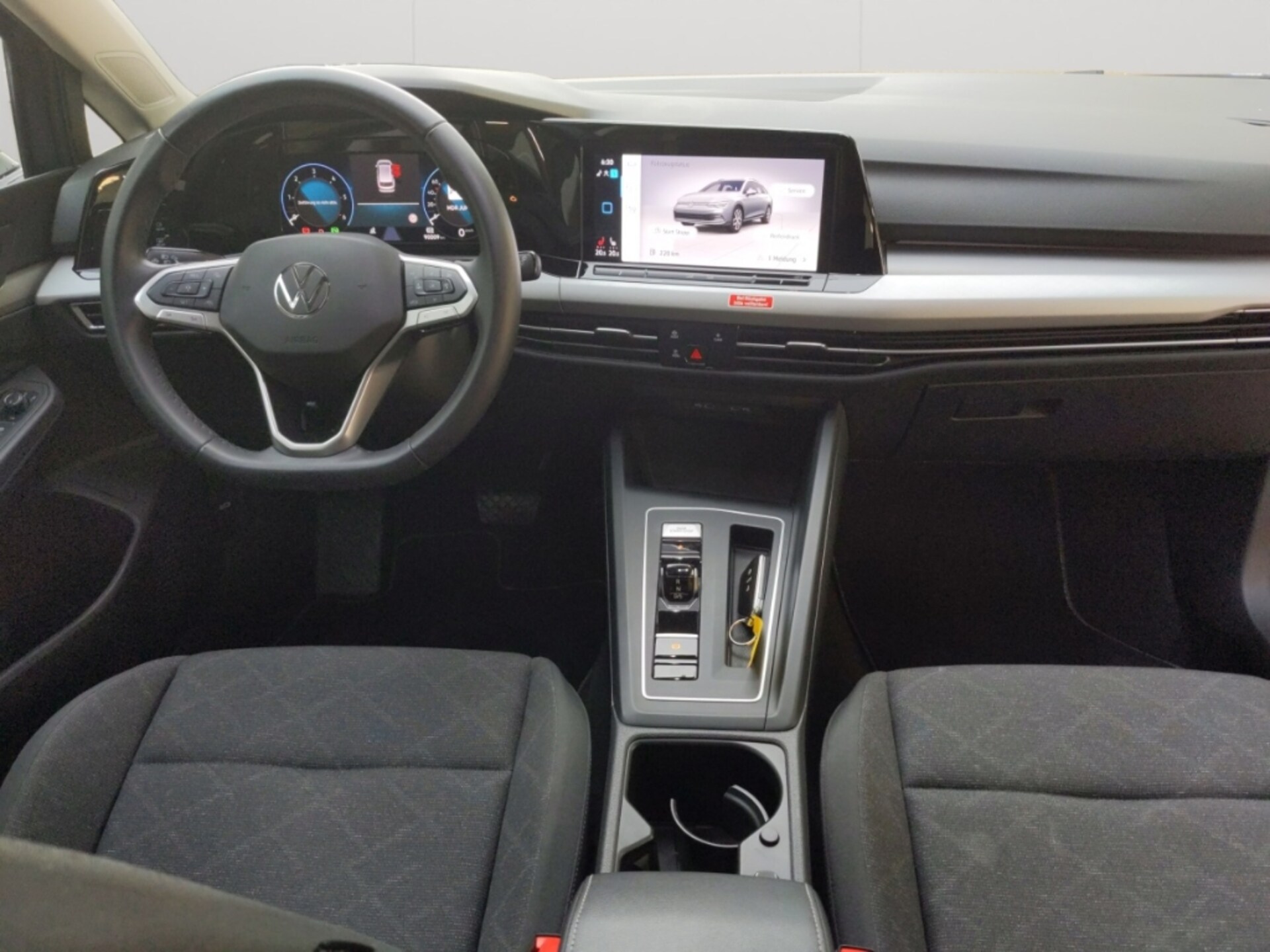 Volkswagen Golf Variant Life