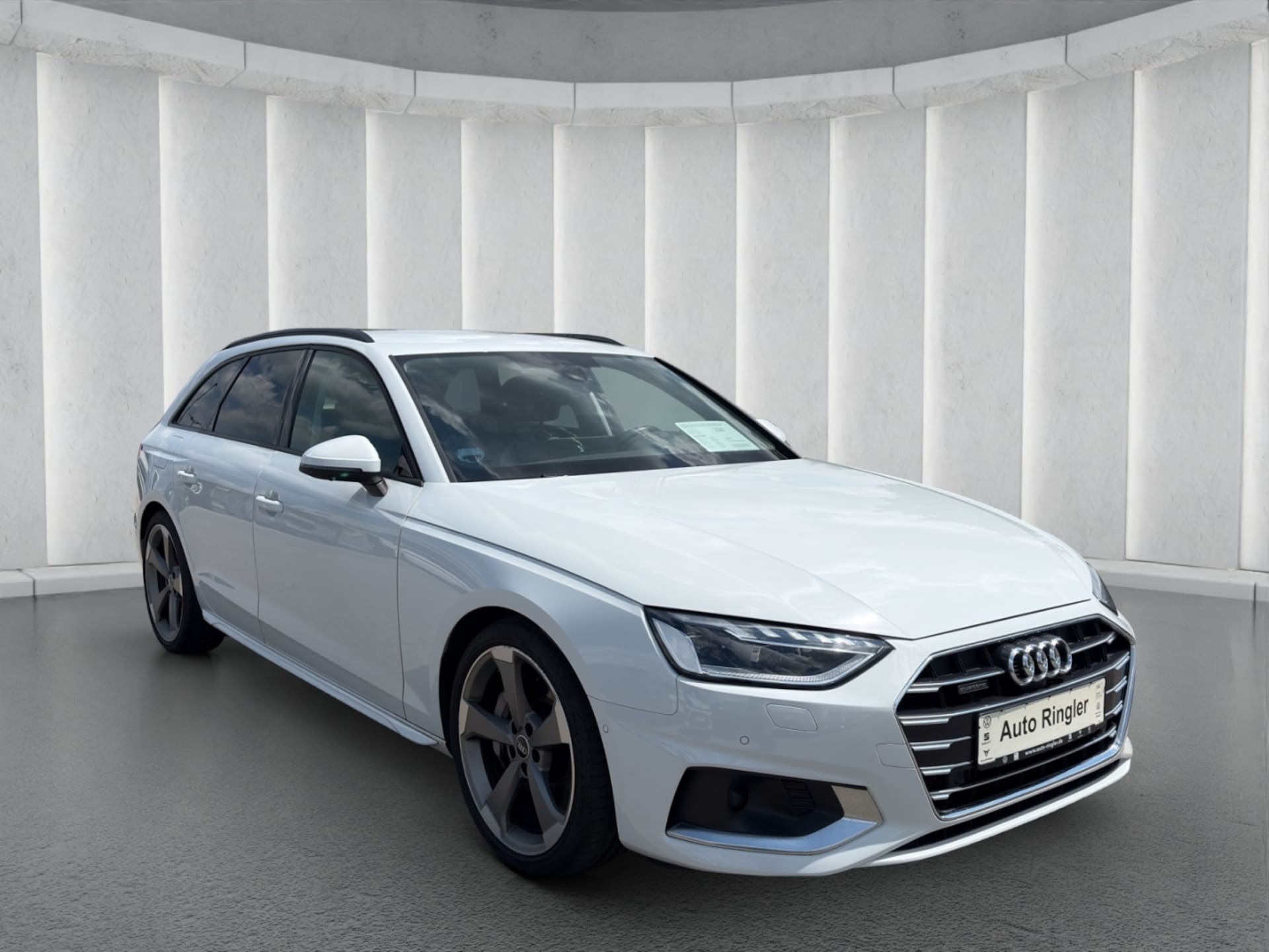 Audi A4 Avant Advanced