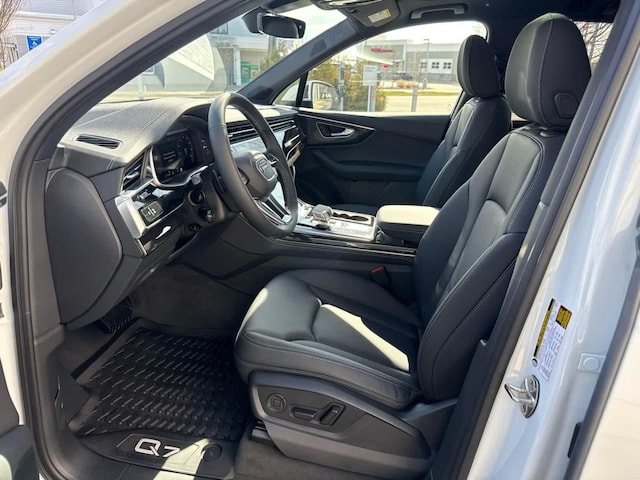 2026 Audi Q7 Premium Plus - Photo 8