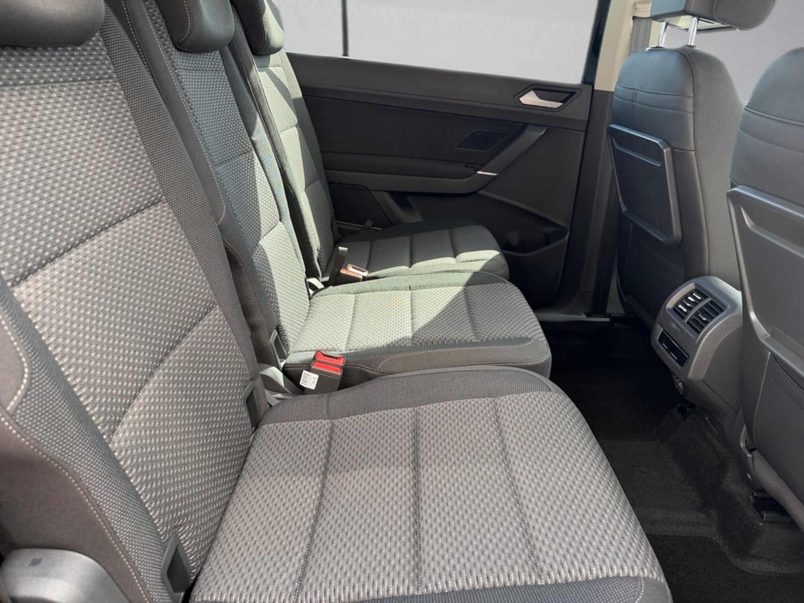 Volkswagen Touran – Bild 11