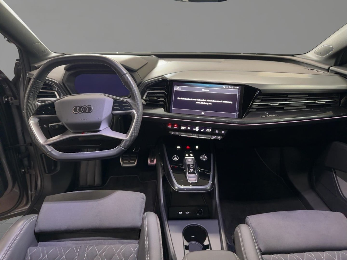 Bild über Audi Q4 e-tron 50 e-tron quattro - für weitere Informationen kontaktieren Sie den Audi Partner