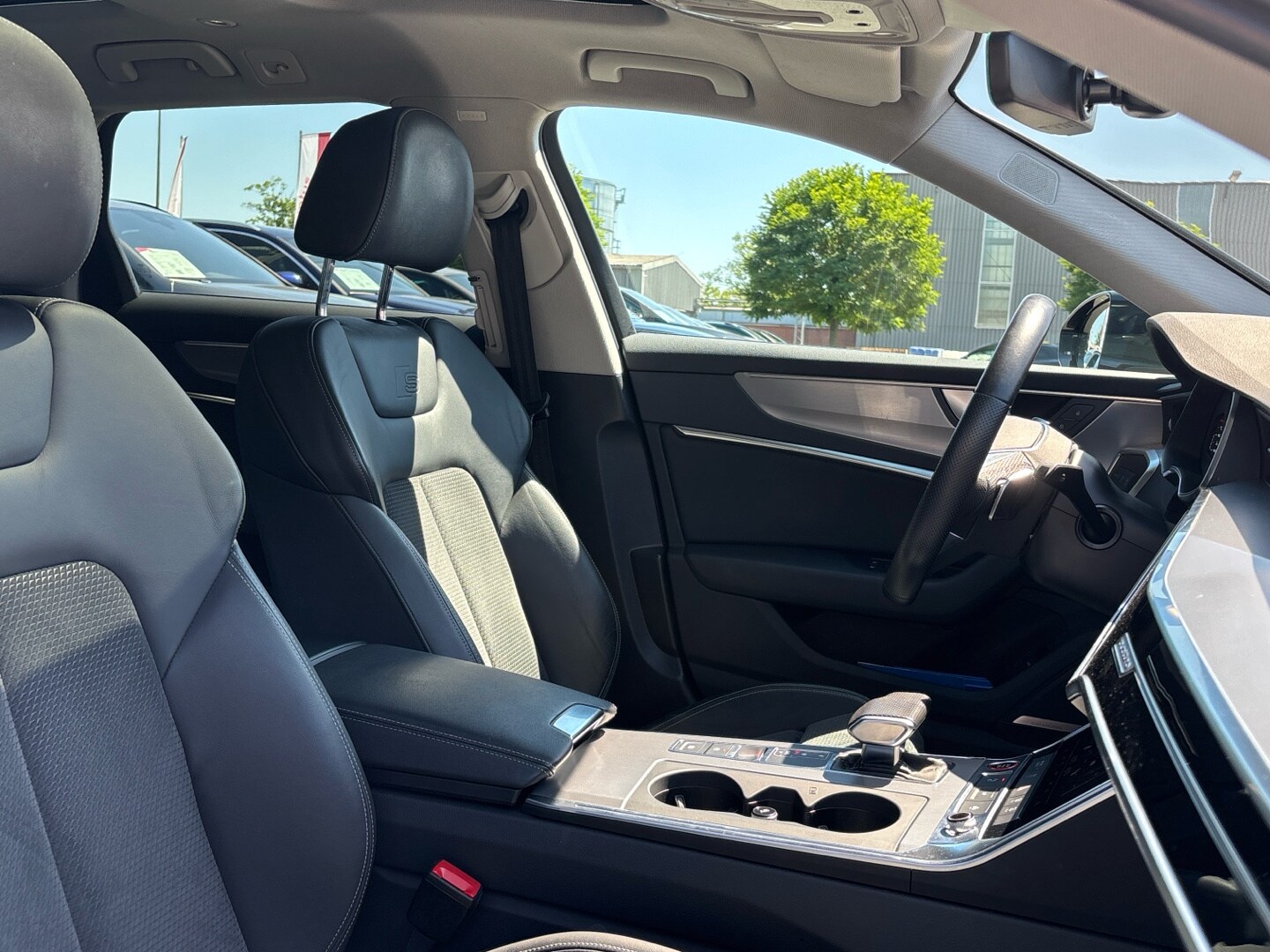Image about Audi S6 Avant S6 Avant TDI 253(344) kW(PS) tiptronic
