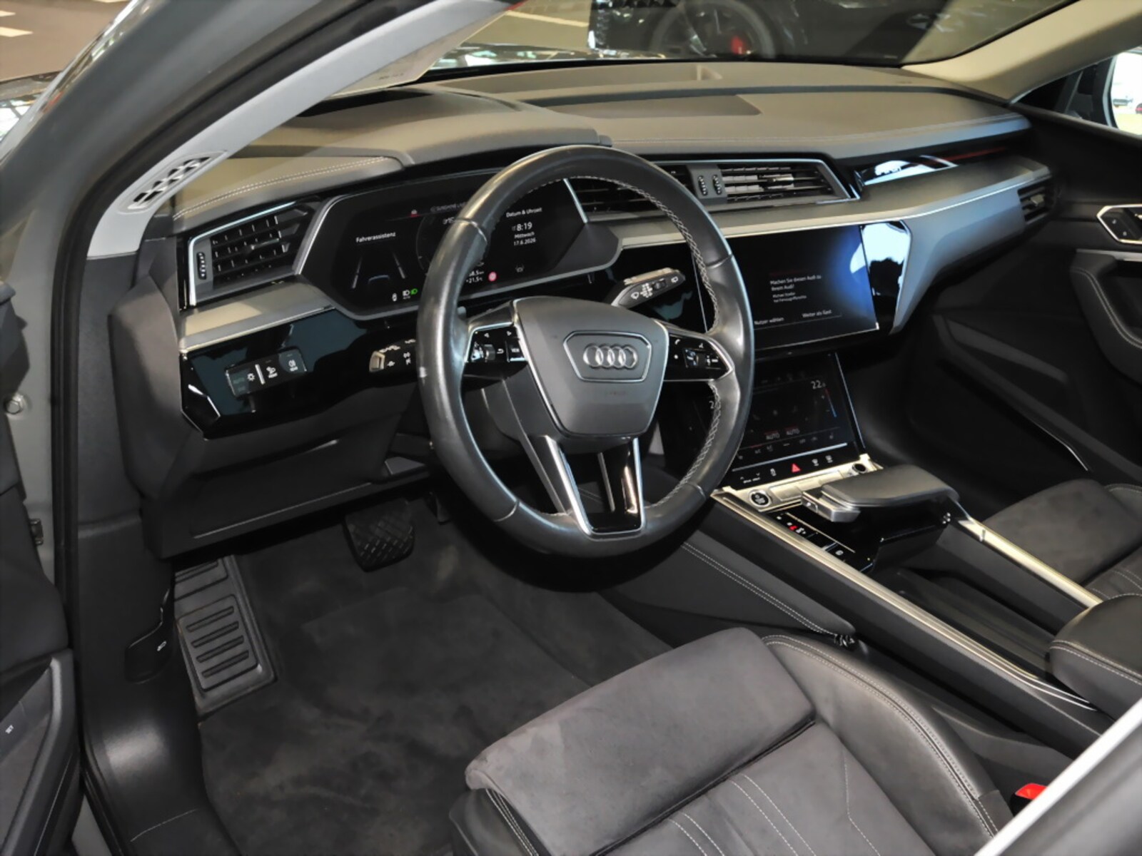 Audi Q8 e-tron – Bild 11
