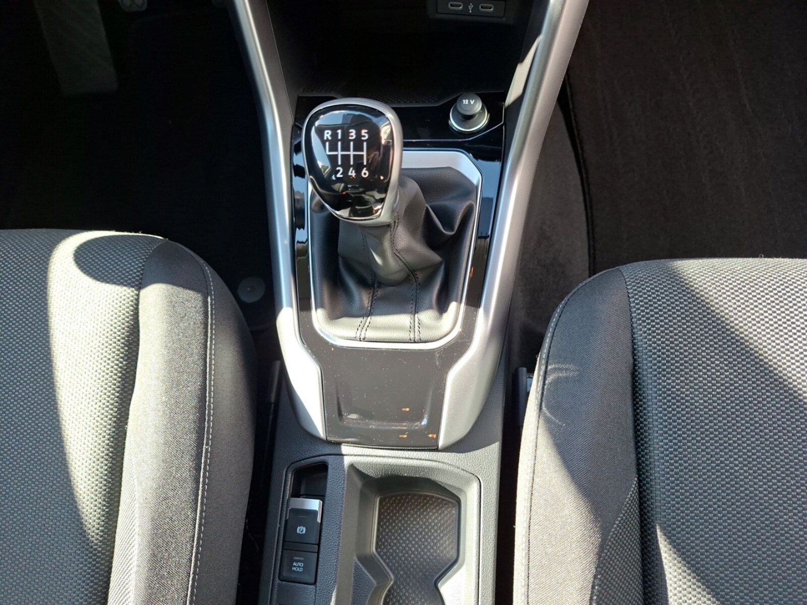 Volkswagen T-Roc – Bild 10