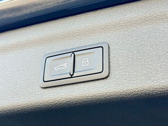 2025 Audi Q3 S Line Premium - Photo 34