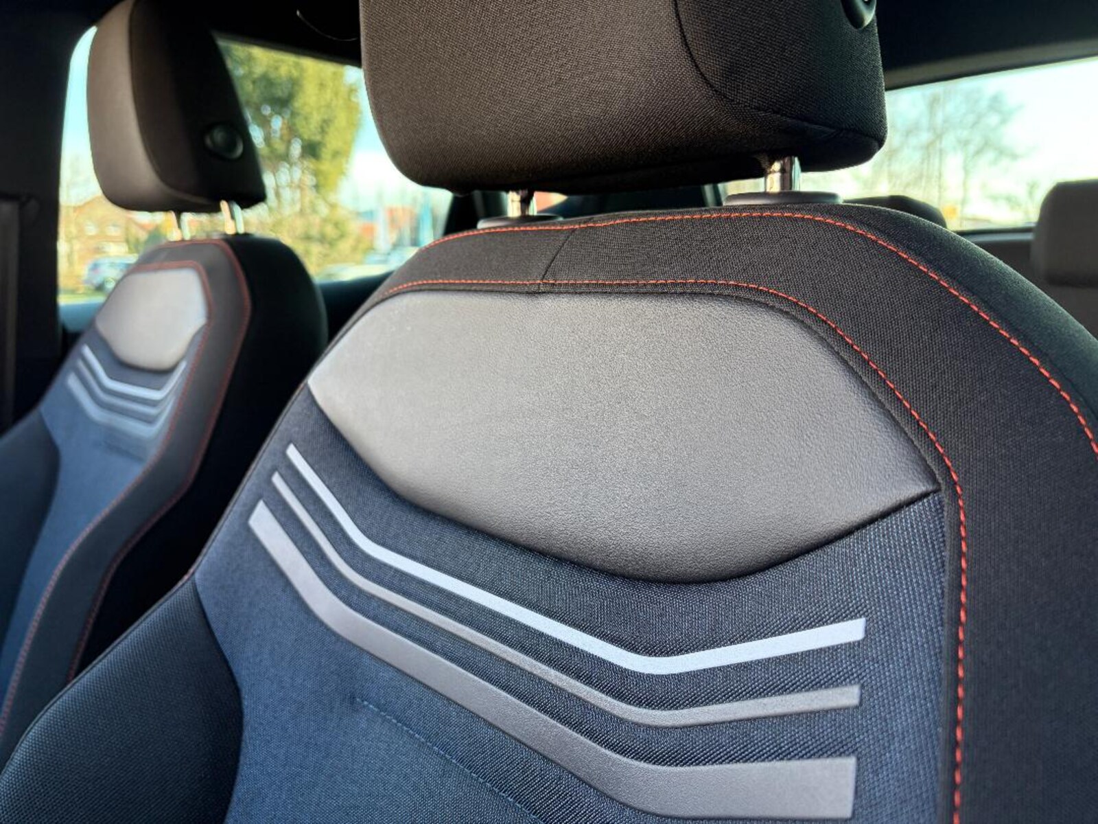 SEAT Arona – Bild 12