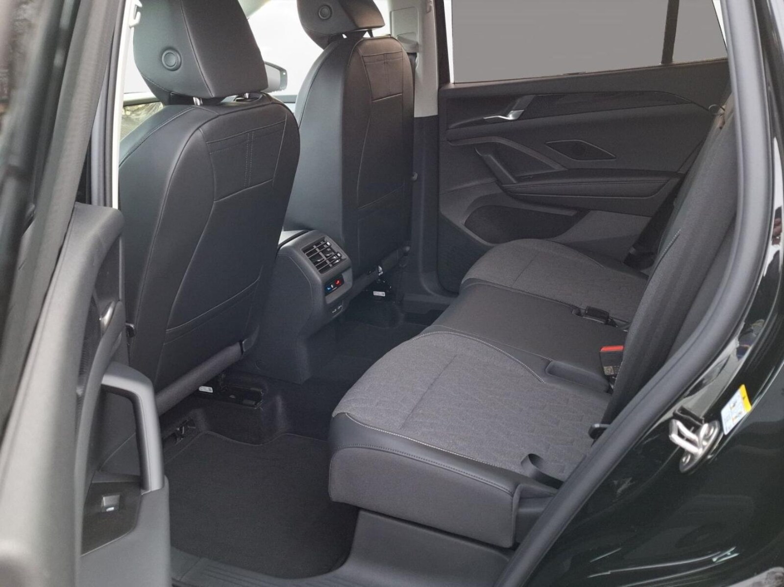 Volkswagen Tayron – Bild 3
