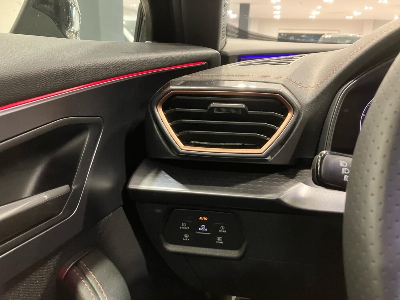 CUPRA Formentor 1.5 TSI e-Hybrid DSG 150 kW (204 CV) — photo 19