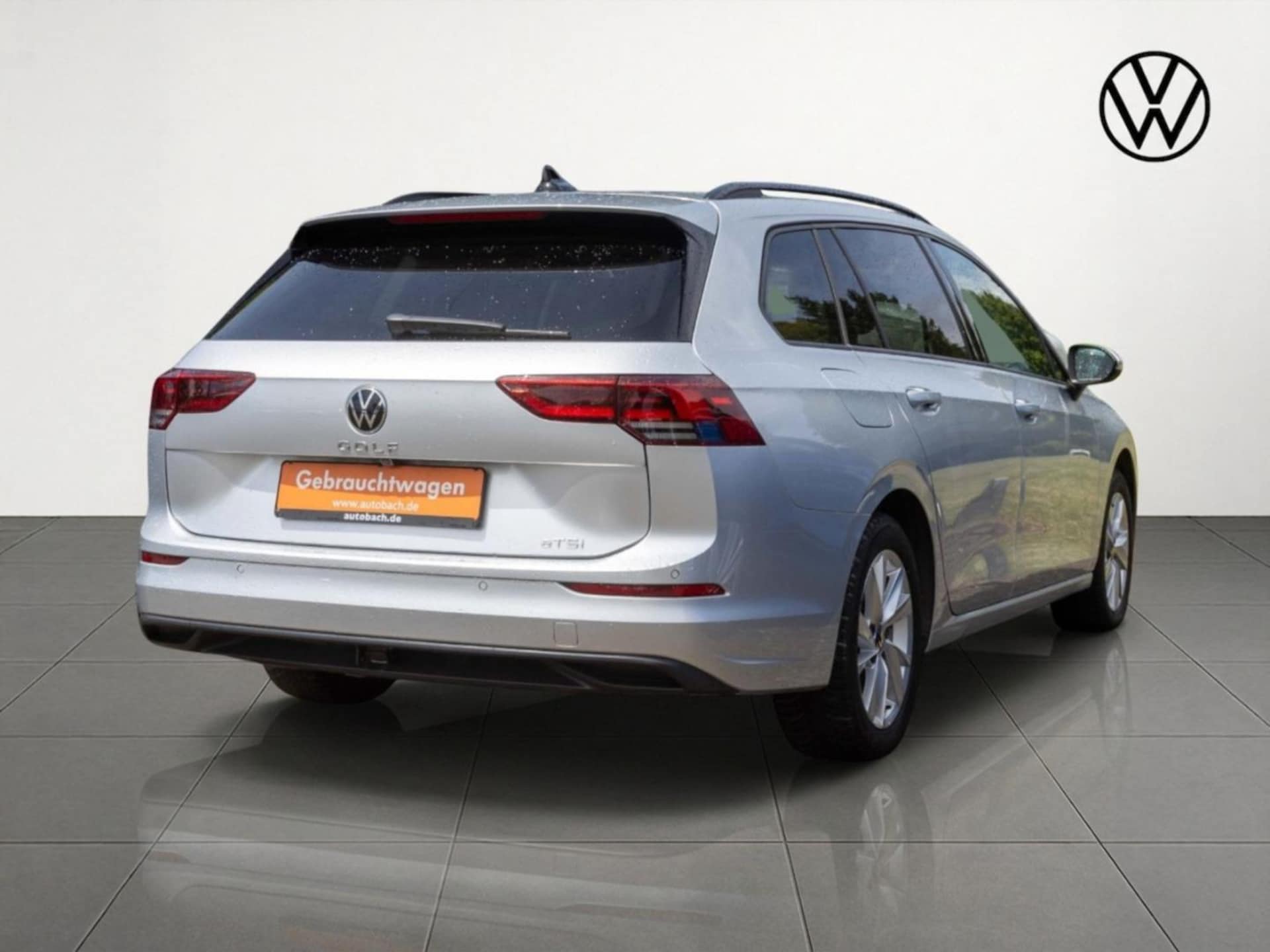 Volkswagen Golf Variant Life