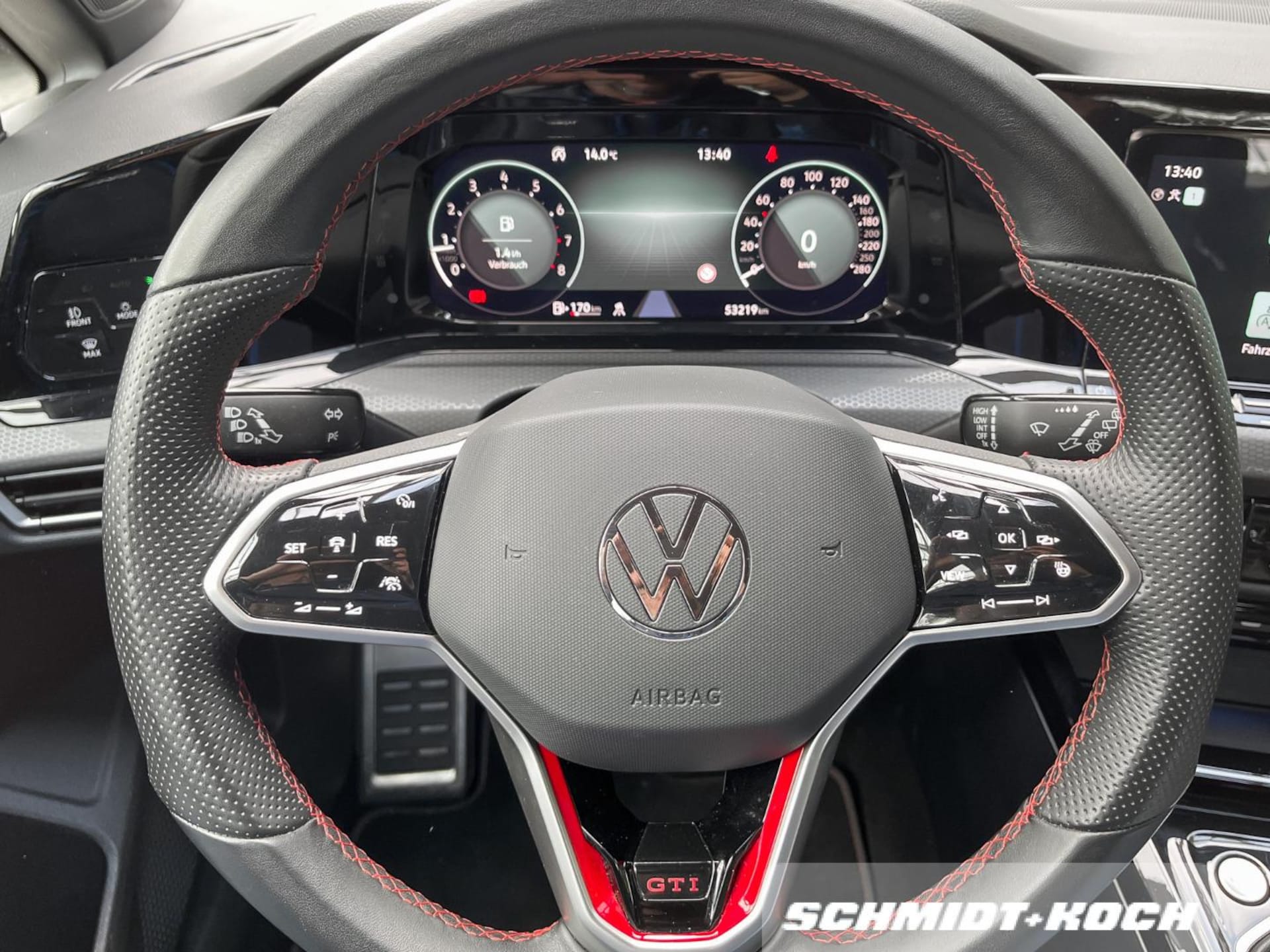 Volkswagen Golf GTI