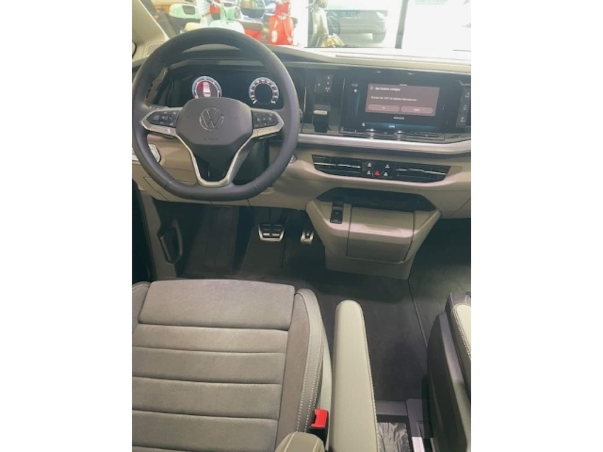 Volkswagen Multivan Langversion Style