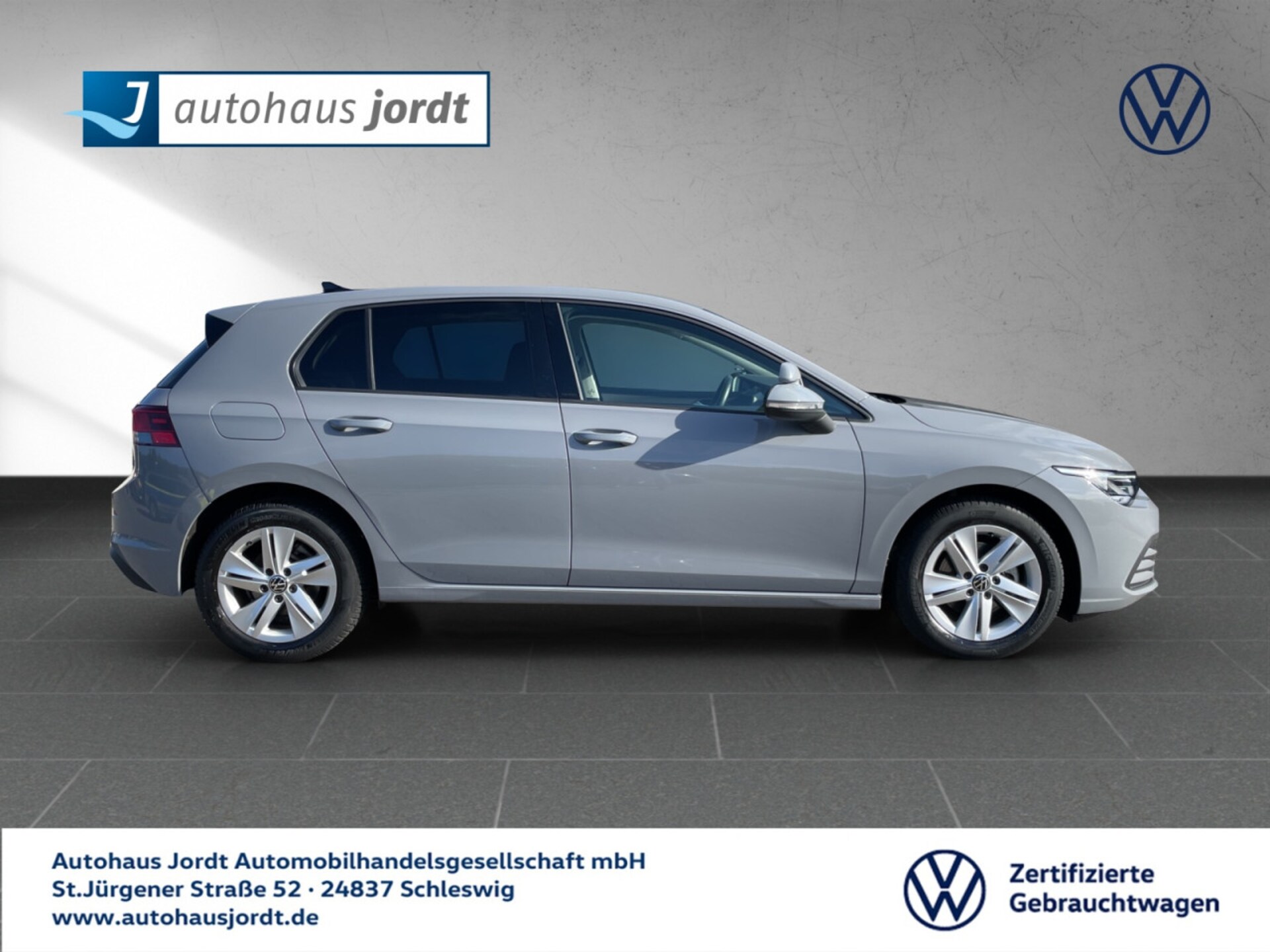 Volkswagen Golf Life