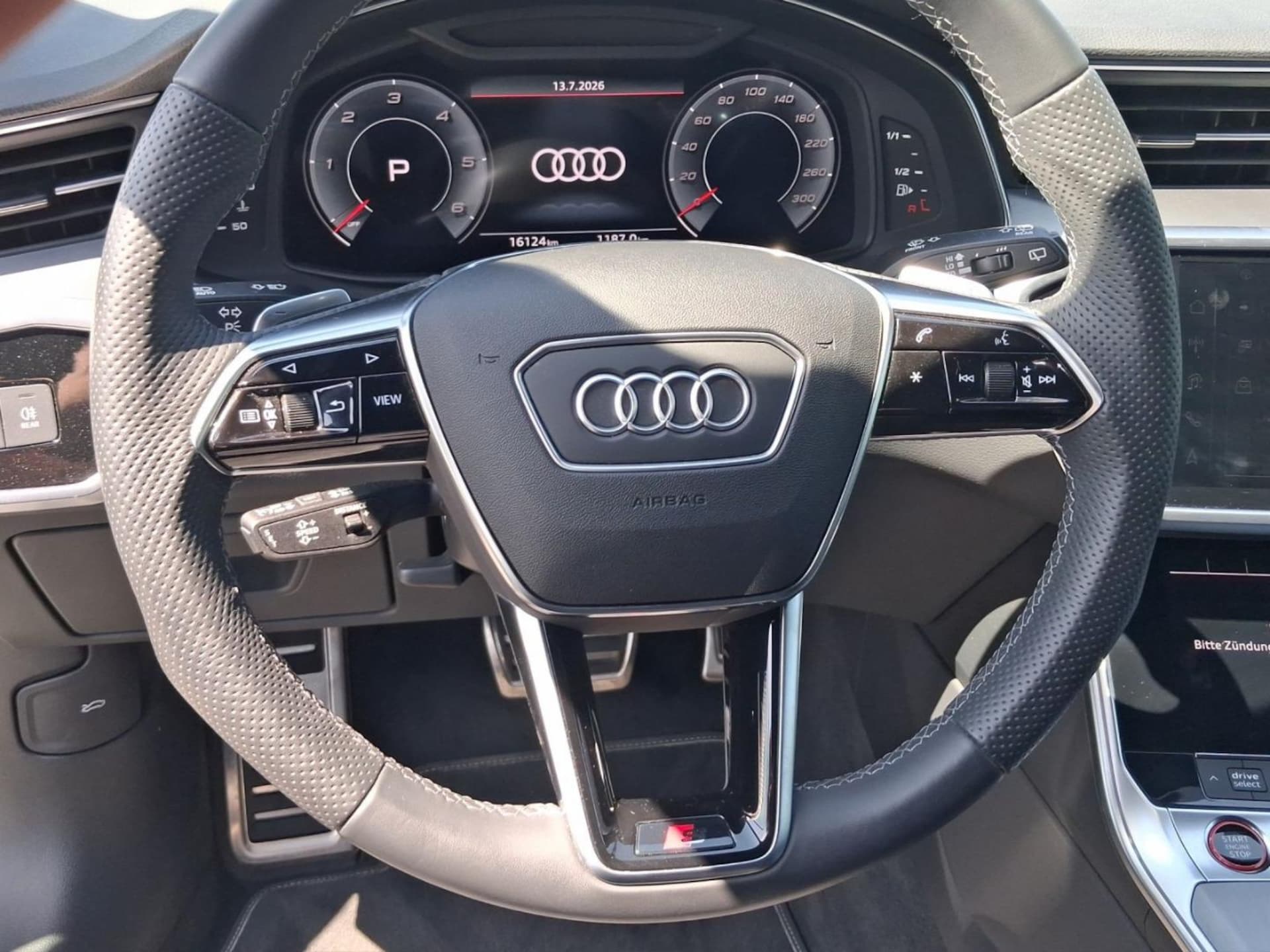 Audi S6 Avant