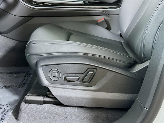 2026 Audi Q8 Premium Plus - Photo 19