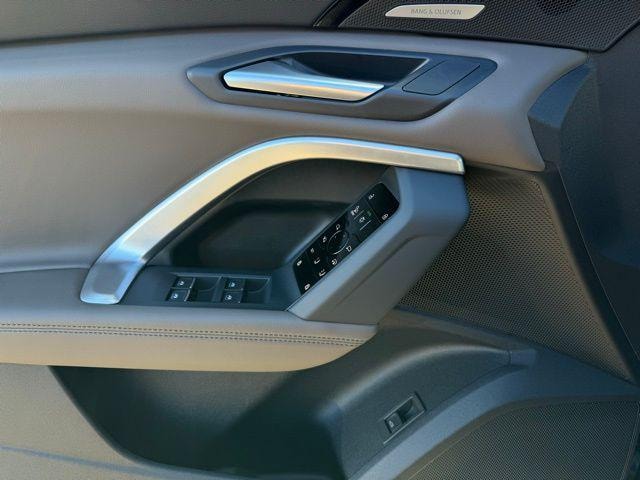 2025 Audi Q5 Sportback Premium Plus - Photo 12