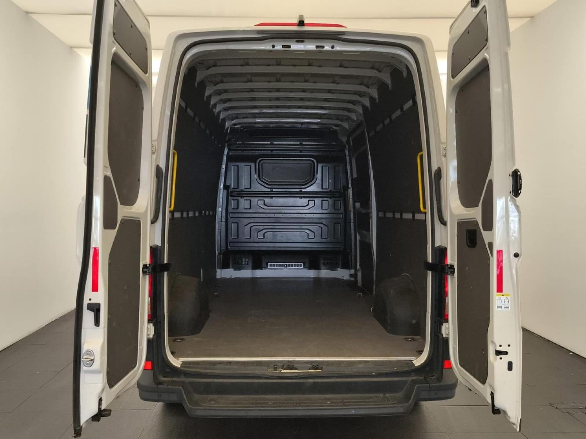 Volkswagen Crafter Kasten langer Radstand