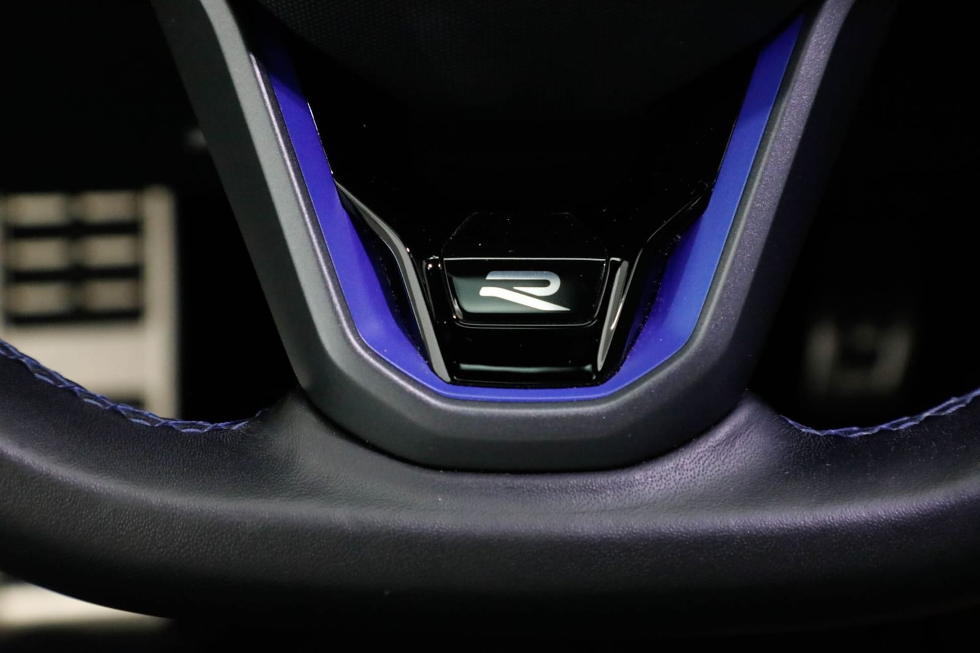 Volkswagen Golf R