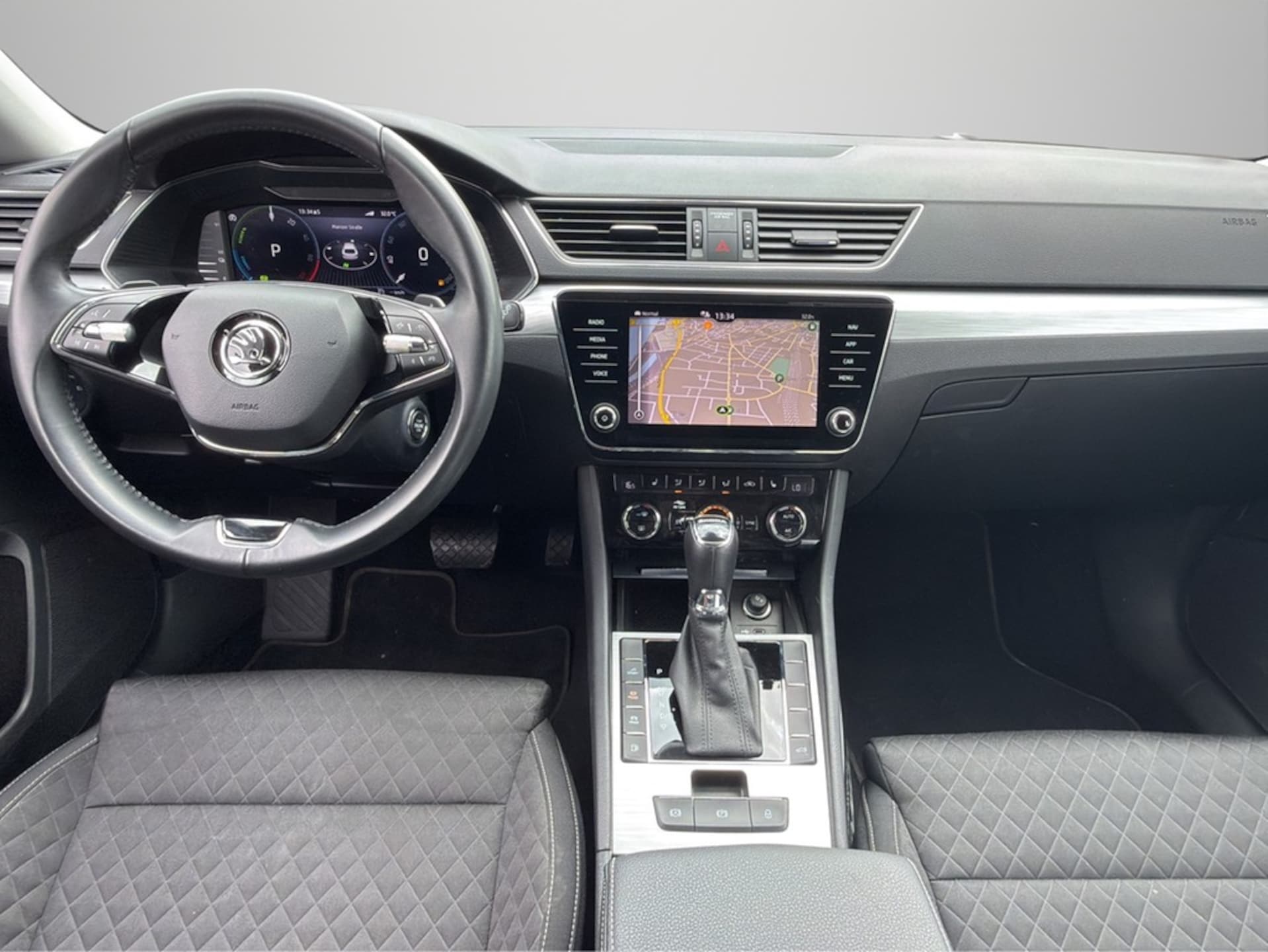 Skoda Superb Combi Ambition