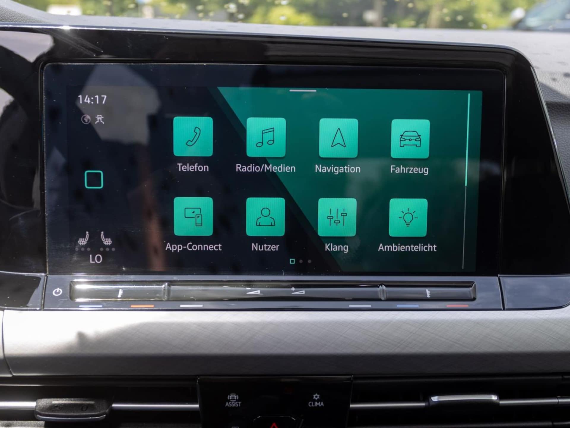 Volkswagen Golf Variant Life