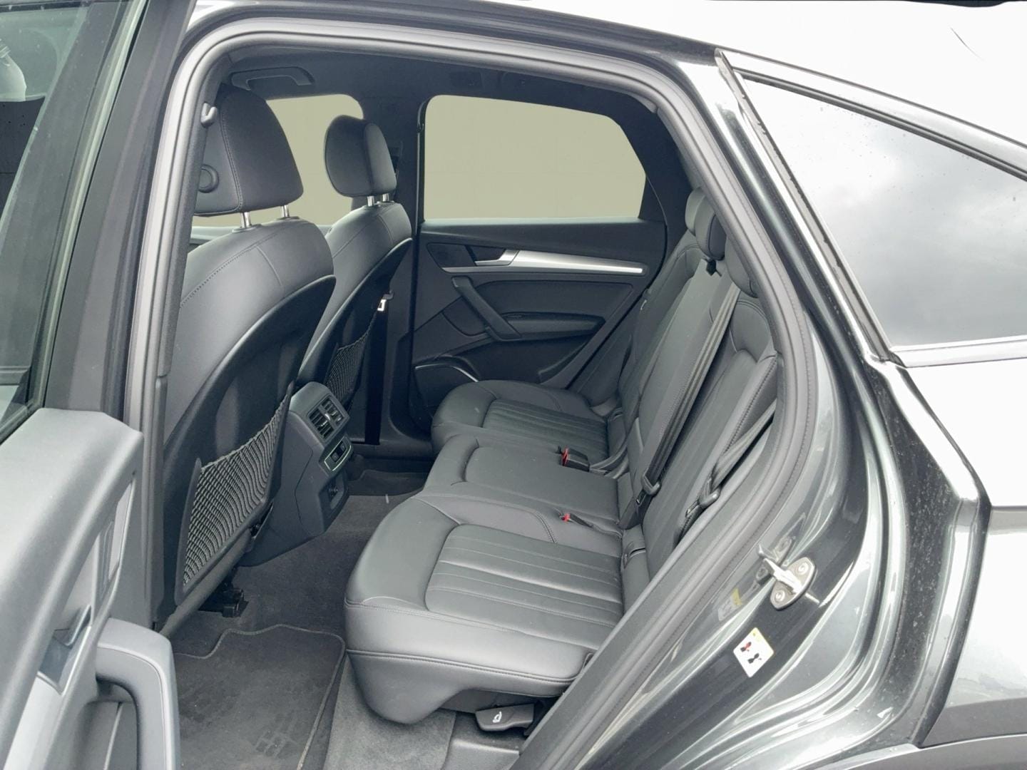 Bild über Audi Q5 Sportback 50 TDI quattro tiptronic - für weitere Informationen kontaktieren Sie den Audi Partner