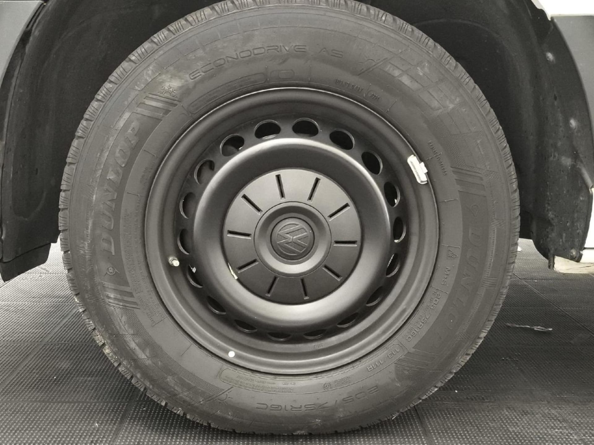 Volkswagen Crafter Kasten langer Radstand